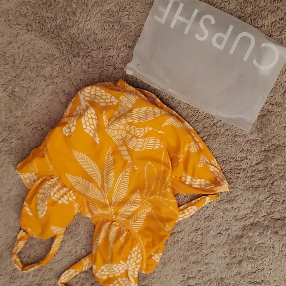 NWT & Bag Cupshe Orange Tropical Tankini Swim Suit W/ Underwire- TOP ONLY - Sz M - Picture 3 of 5